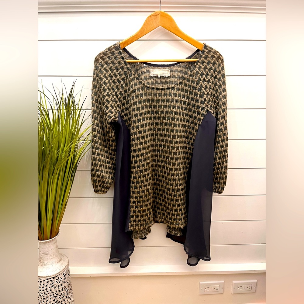 Beautiful unique top